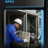 Teknisi Sampurna Jaya Teknik AC sedang melakukan maintenance AHU (Air Handling Unit) untuk memastikan sistem pendingin gedung tetap optimal dan efisien.